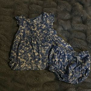 Old Navy matching girls set